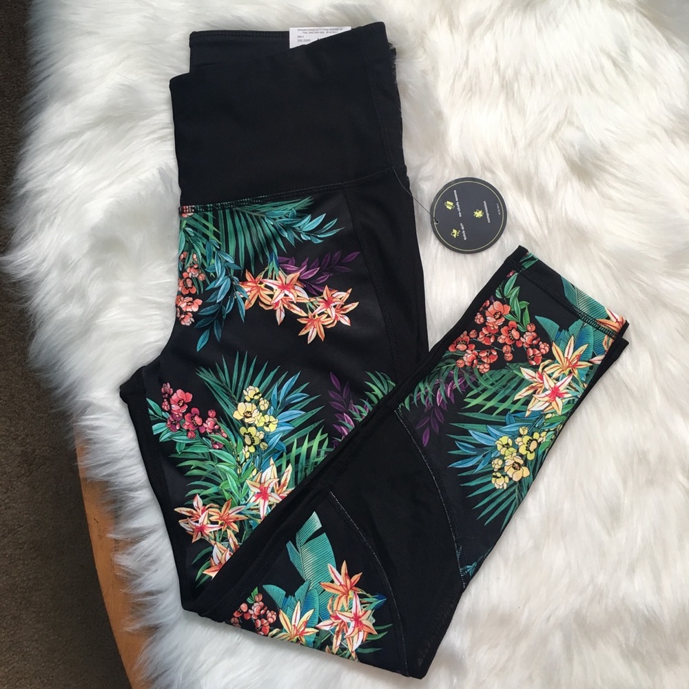 Women’s Xersion High Rise Fitted Leggings Capri